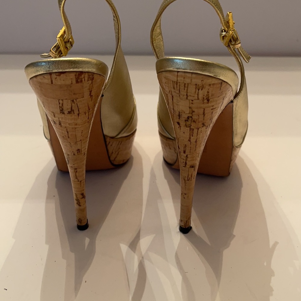 Heels - Picture 5 of 6